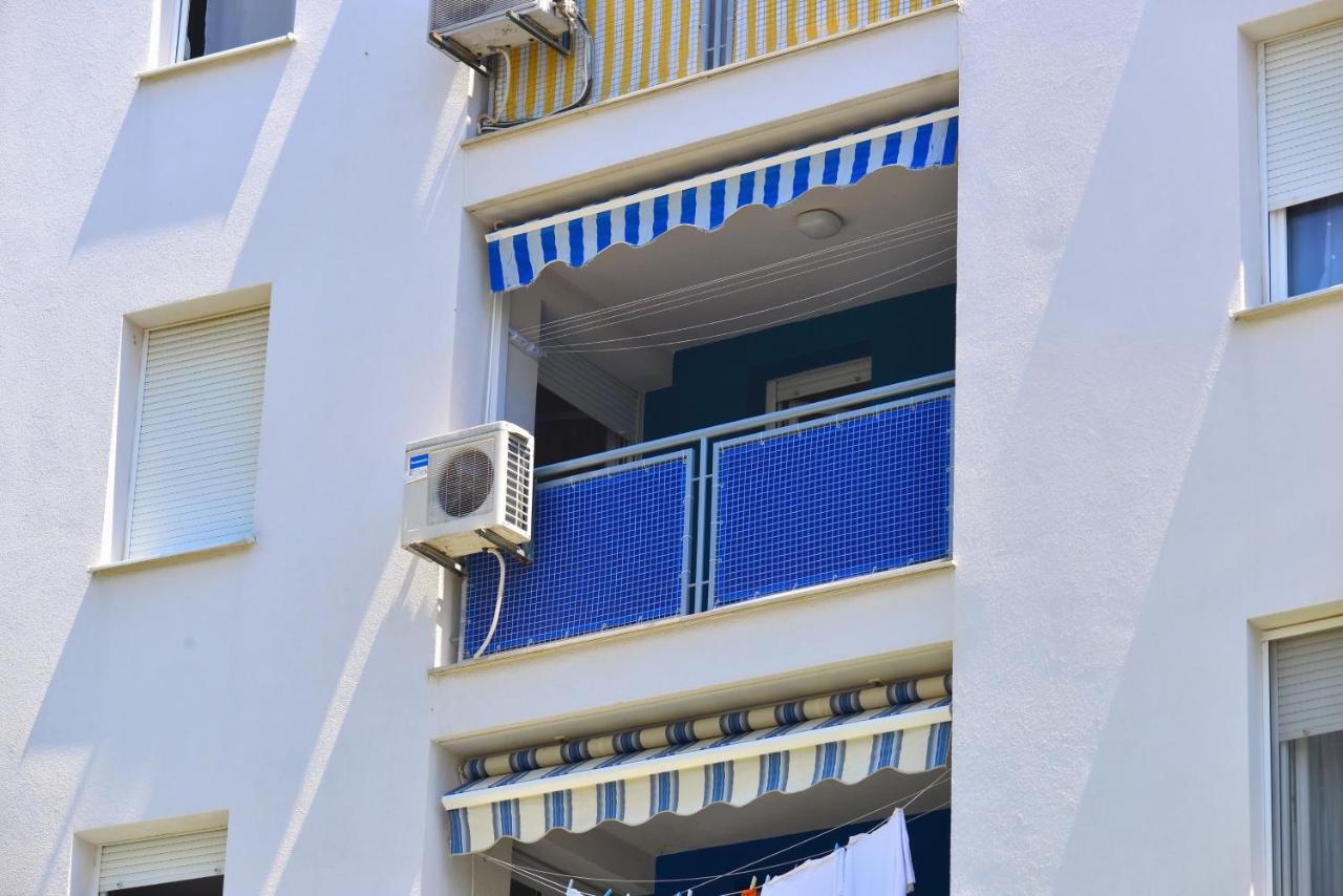 One Bedroom Terrace Parking Apartment